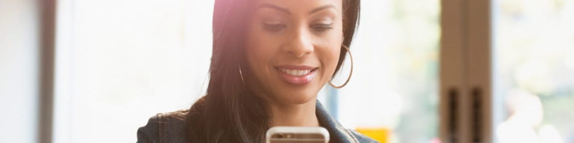 Shell customer on a mobile phone